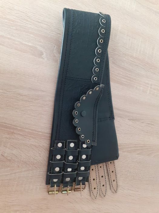 Costum popular autentic