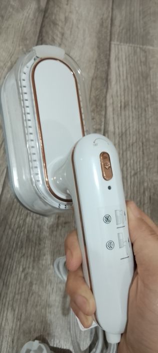 Продам новый утюг отпариватель