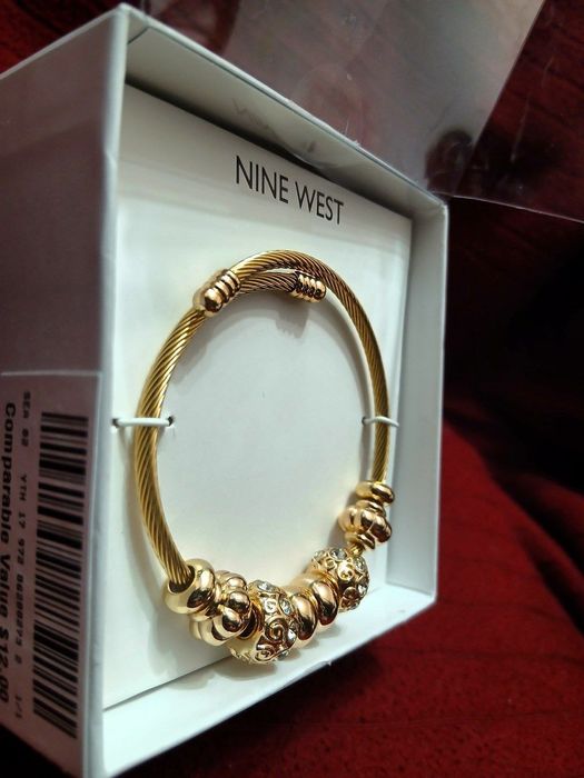 Из США, элегантный браслет в золотом оттенке от бренда Nine West