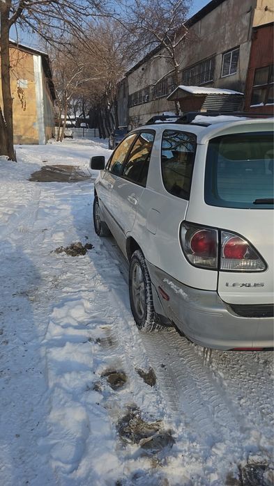 Продам машину.