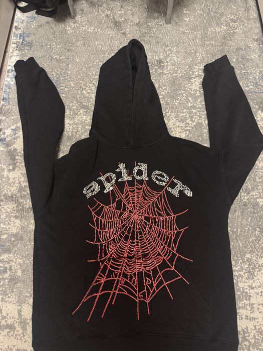 продам кофту спайдер Размер М одивал пару раз новая