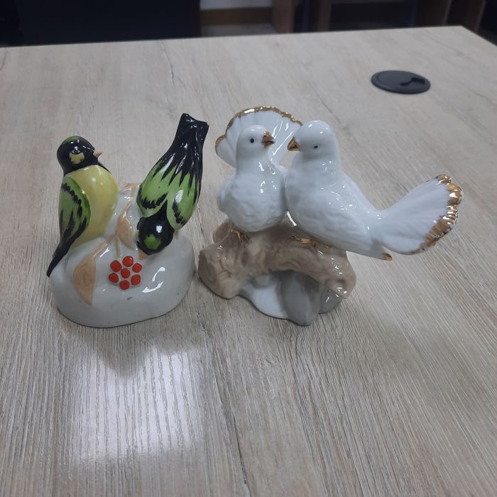 Статуэтка птички