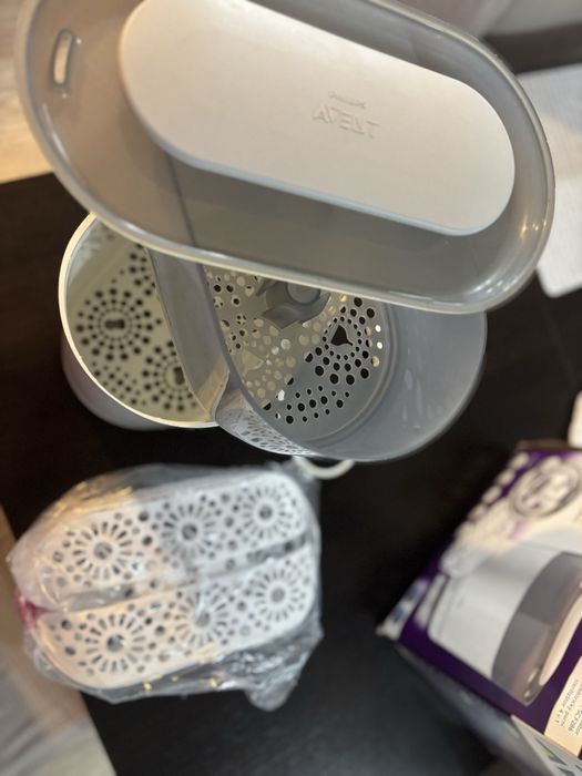 Sterilizator Philips Avent 4 in 1