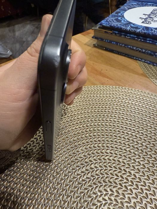 Айфон 17  с гарантей