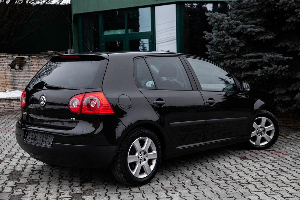 Volkswagen Golf 2008 benzină, 2.587 € — imagine 4