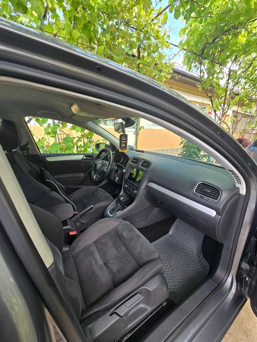 VOLKSWAGEN Golf 2010 — imagine 4