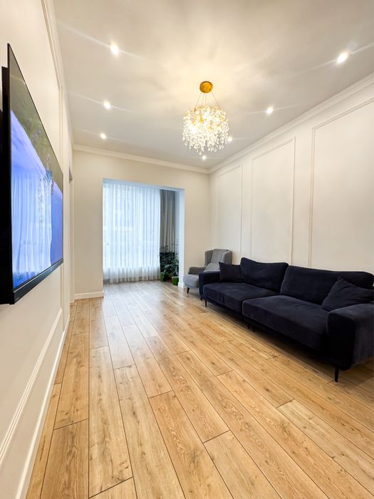 Диван  3хместный