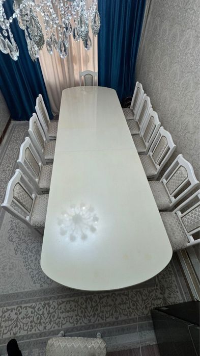 Стол стульями 12