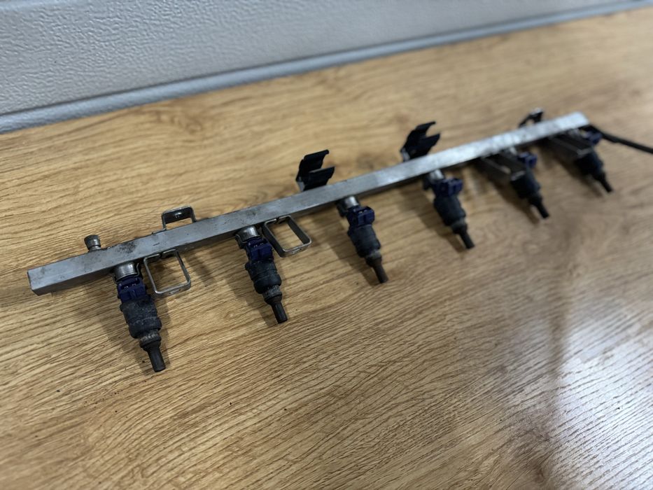 Бензинови инжектори/дюзи за бмв М54b30 3.0i  231к.с