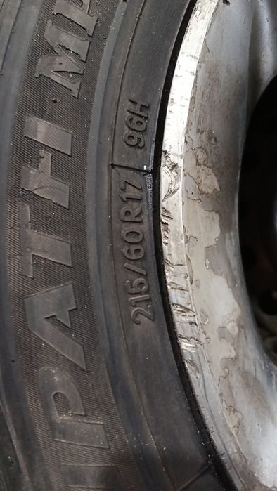 Запаска альфард эстима 215/60/17