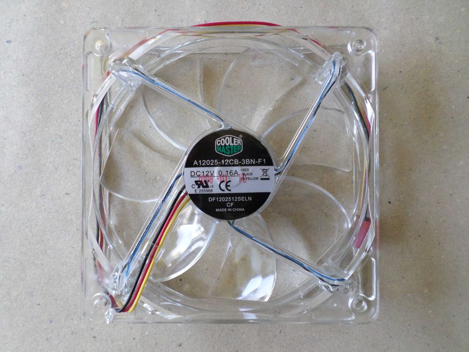 Вентилатори Cooler Master 120 mm - x15 лв. (7,50 €).
