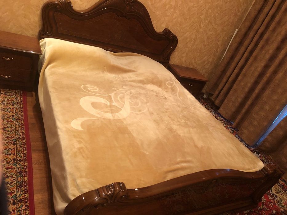 Спальный гарнитур