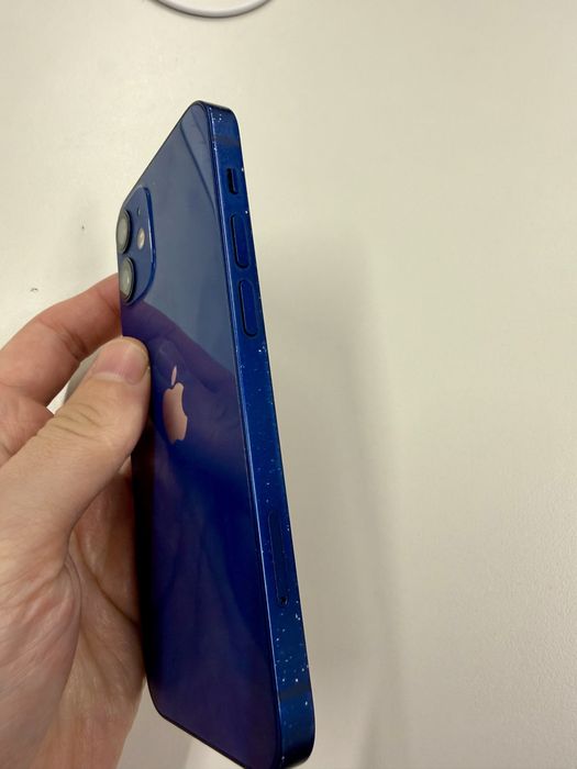 iPhone 12 mini. Синий.