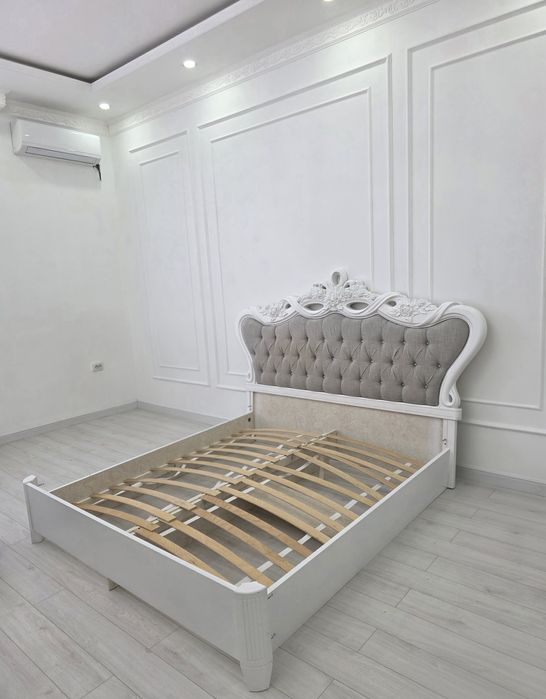 Кровать двуспальная