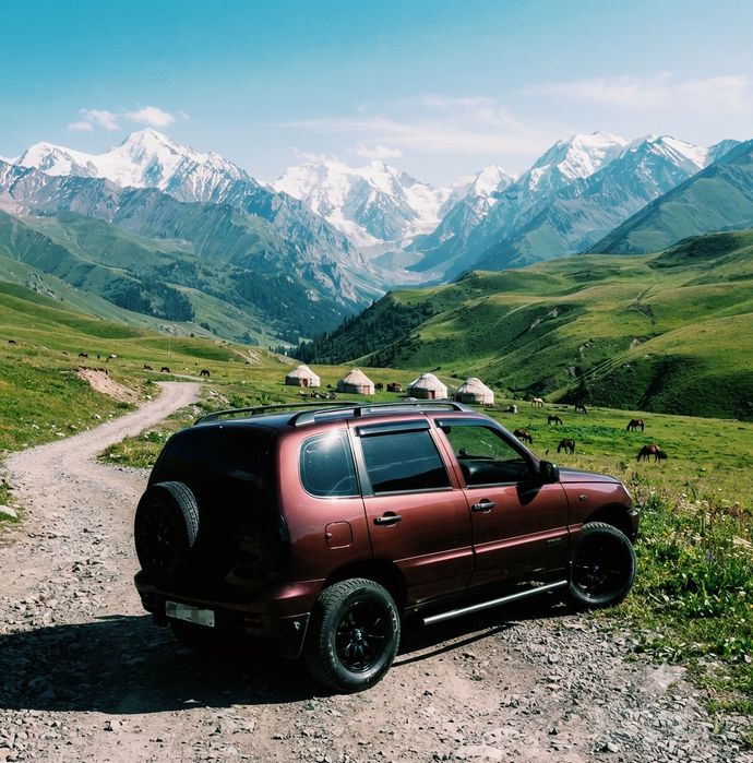 Niva 4x4 Sotiladi