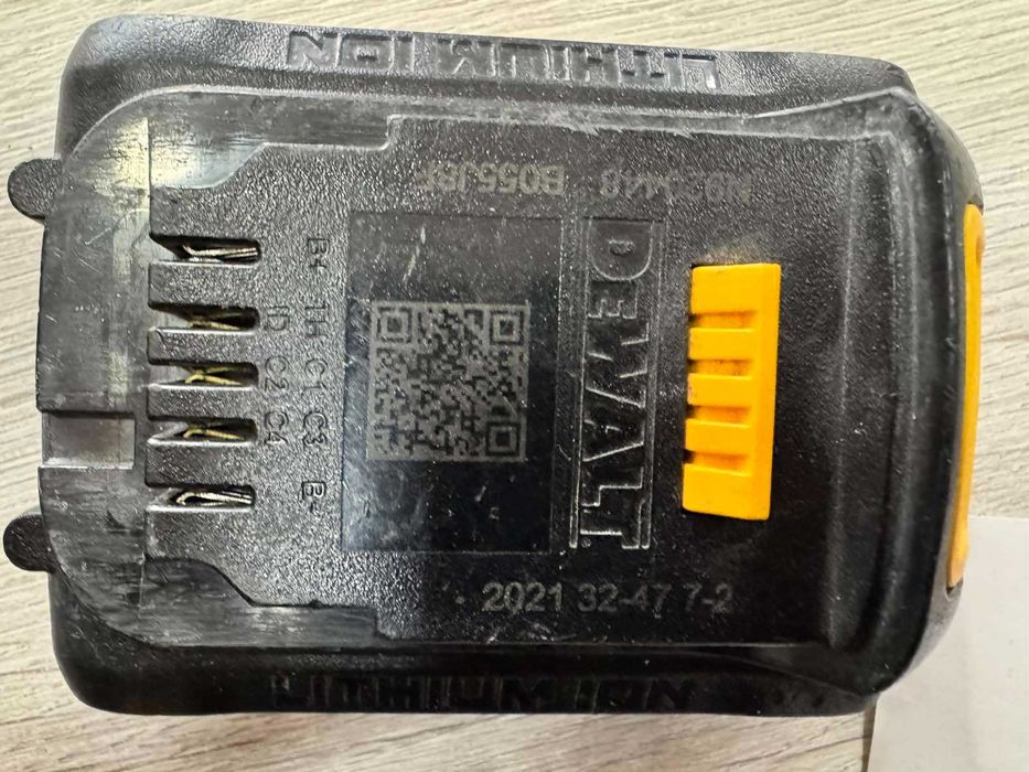Ударен винтоверт DEWALT DCD796