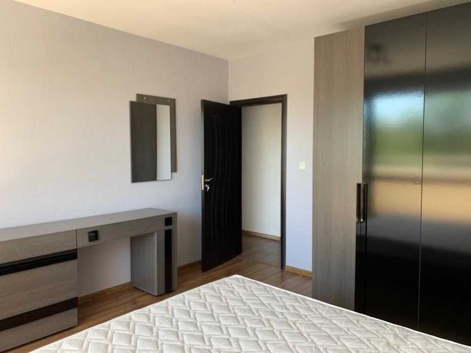 Дава се под наем Тристаен апартамент в София, Редута - 112 кв.м за 540.6 € - Снимка #7