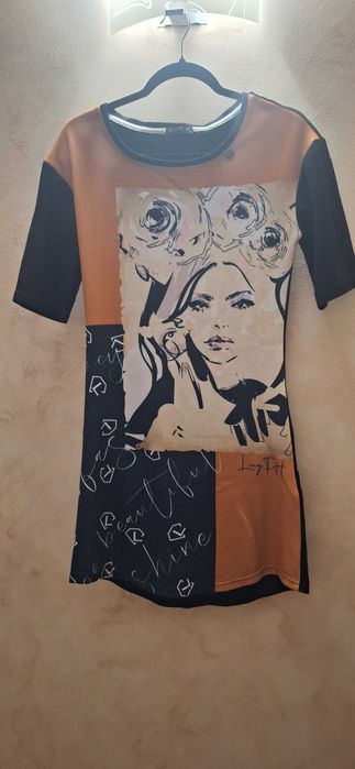 Дамска рокля с.десени