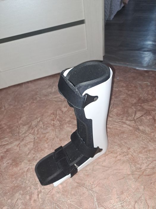 Ортез фиксатор стопы