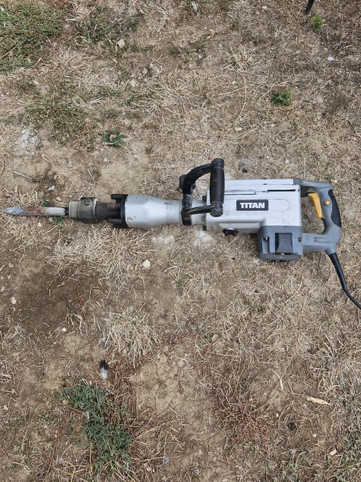 Ciocan demolator