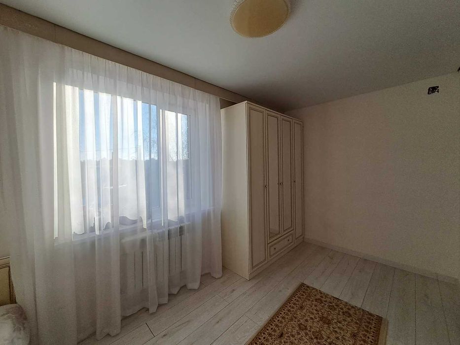 Продам 6 комнатный дом