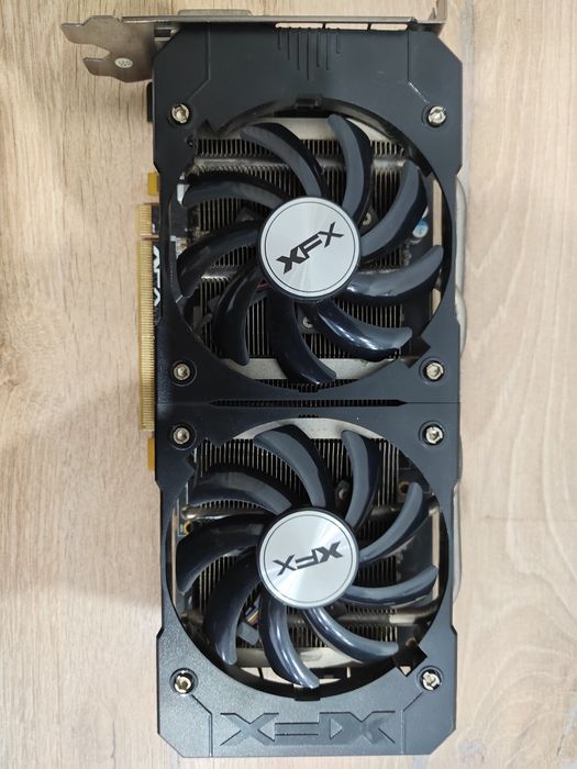 XFX Radeon R9 380 4gb Black Edition