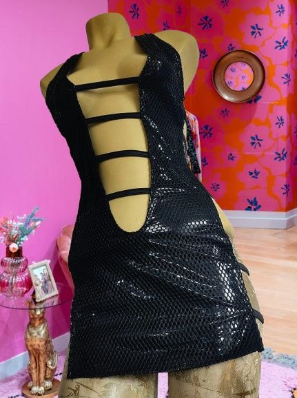 Rochie lenjerie sexy erotica decolteu adanc descoperita lateral XS