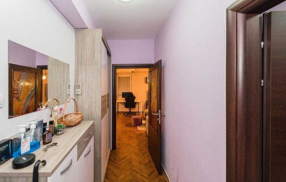 Дава се под наем Двустаен апартамент в София, Лозенец - 58 кв.м за 433.5 € - Снимка #3