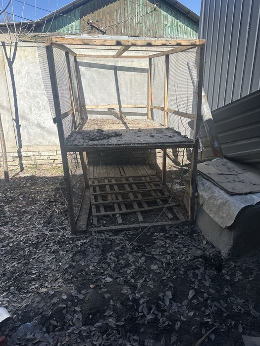 Продам курятник срочно