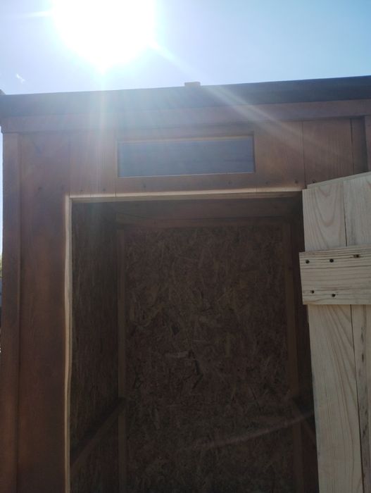 Туалет Уличный деревянный