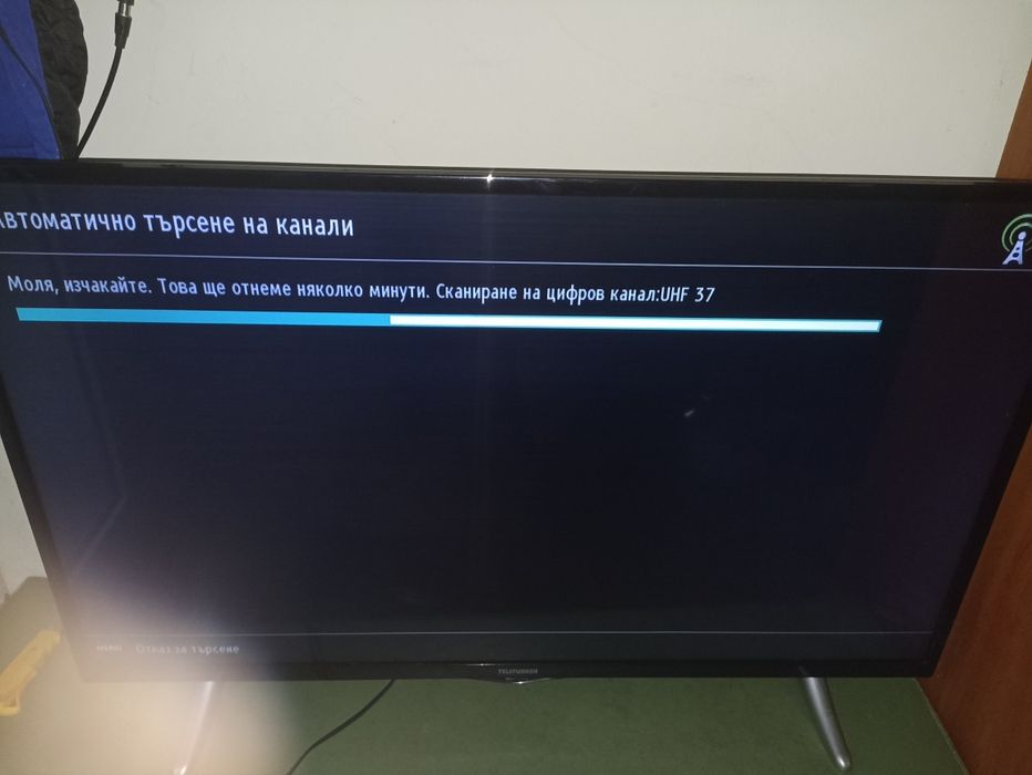 Смарт телевизор 43 инча