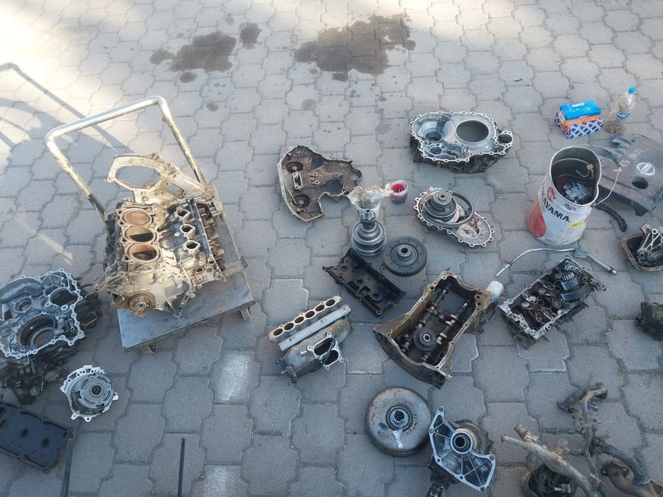 Двигатель и коробка вариатор на Nissan Murano.