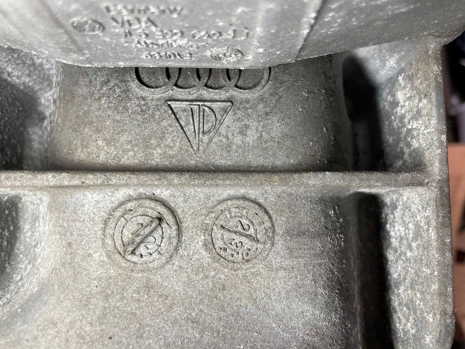 Продавам Раздатка OBU341011Q Porsche Cayenne 3.0D 92A/EG22/2012