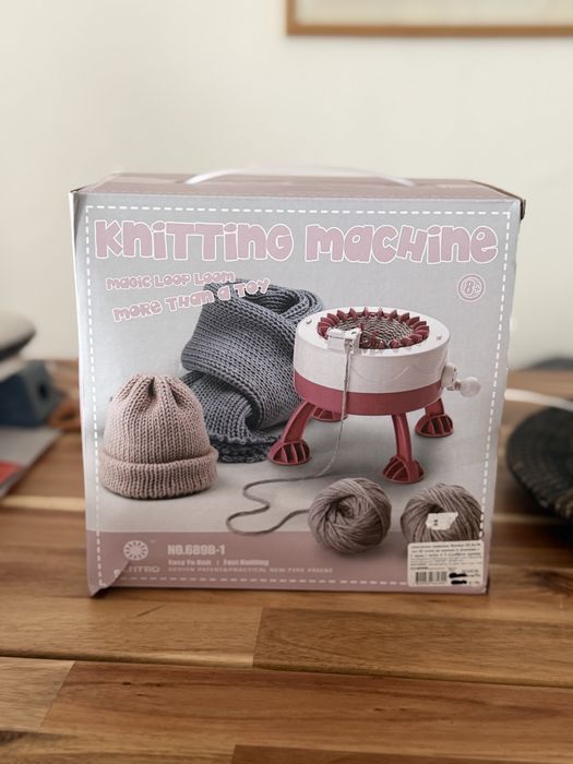 Машина за плетене на шапки, шалове, ръкавици, за деца и възрастни