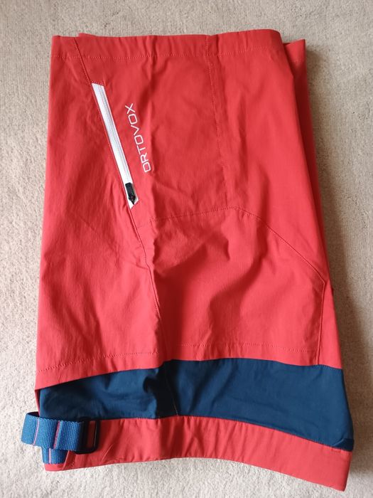 Pantaloni scurți Ortovox Colodri, M, de dama.