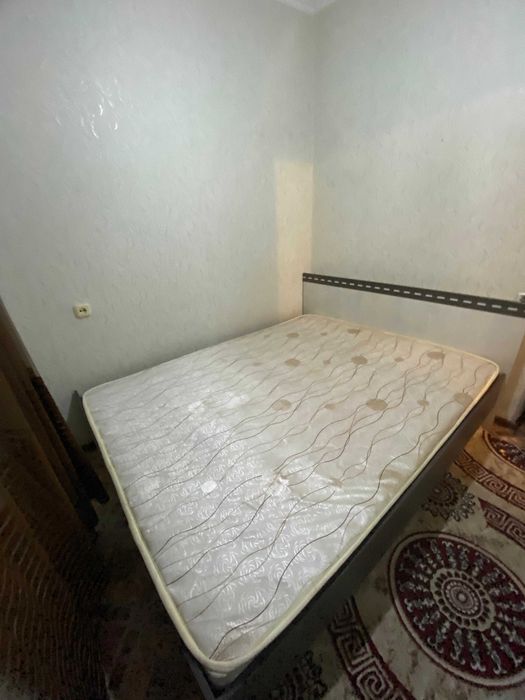 Спальный кровать