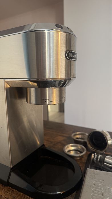 Expressor Delonghi Dedica