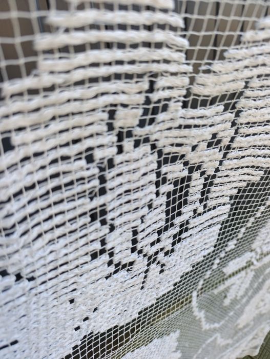 Vând față de masă vintage lucrată manual din fileuri