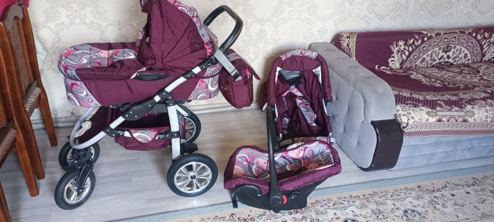 Коляска 3в1, в хорошем состоянии