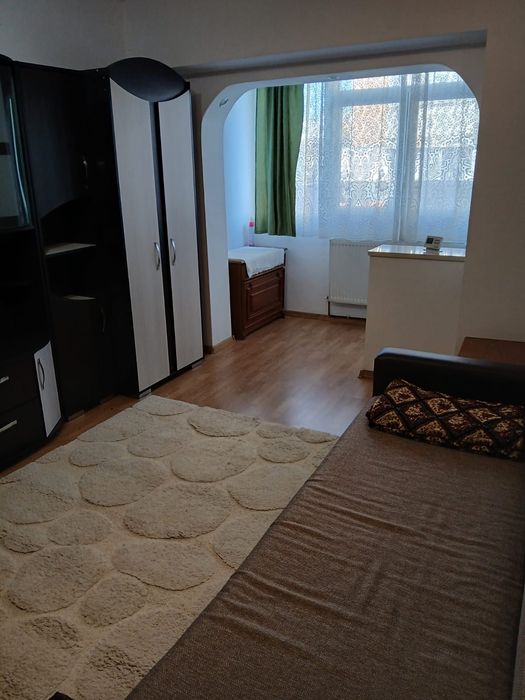 Închirieri Apartamente
