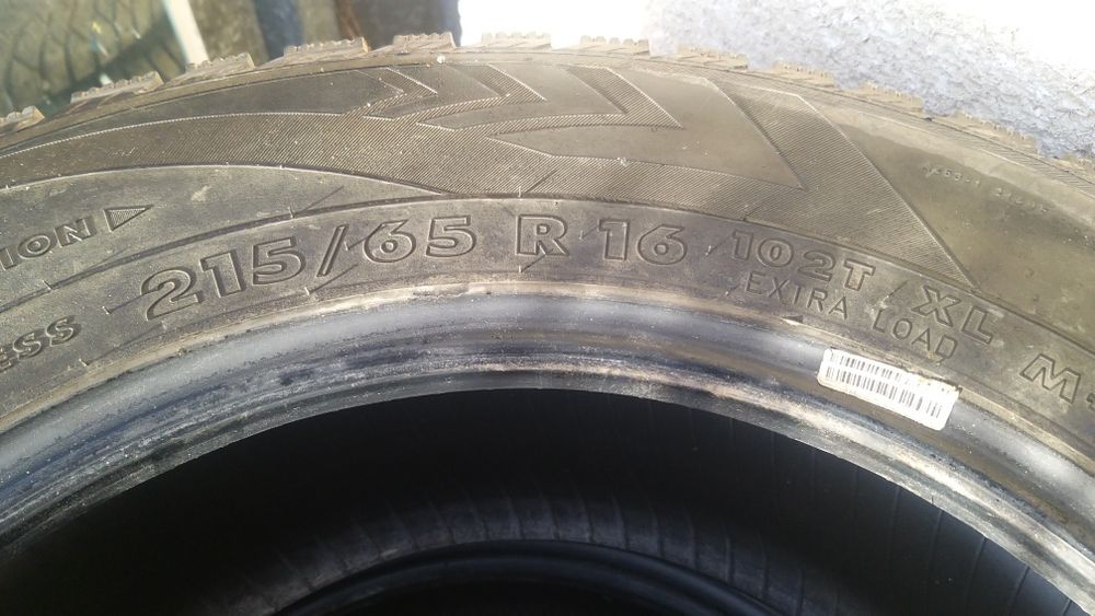 Продам бу шины зимние