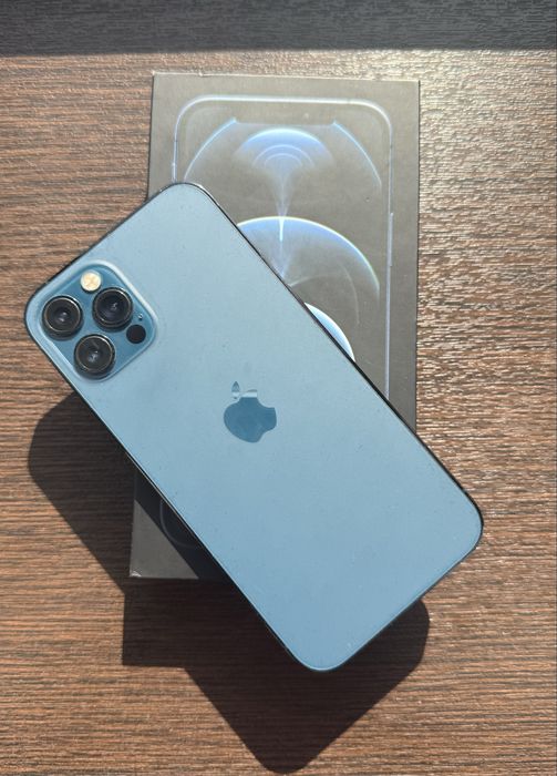 Iphone 12 Pro, Идеал без ремонта!