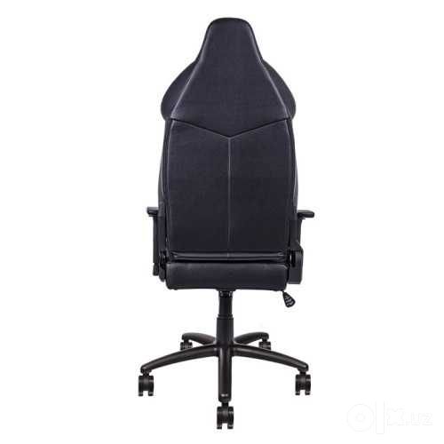 - Игровое кресло V Comfort Series Black & Red