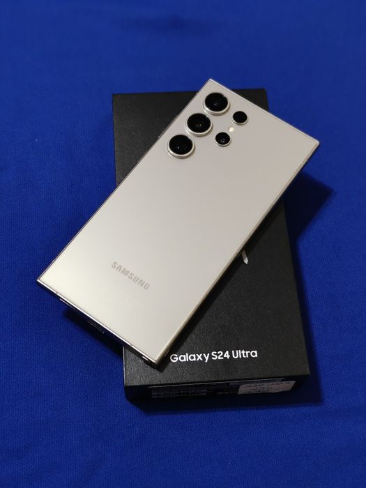Samsung S24 Ultra 256 gb Ram 12 5G полный комплект