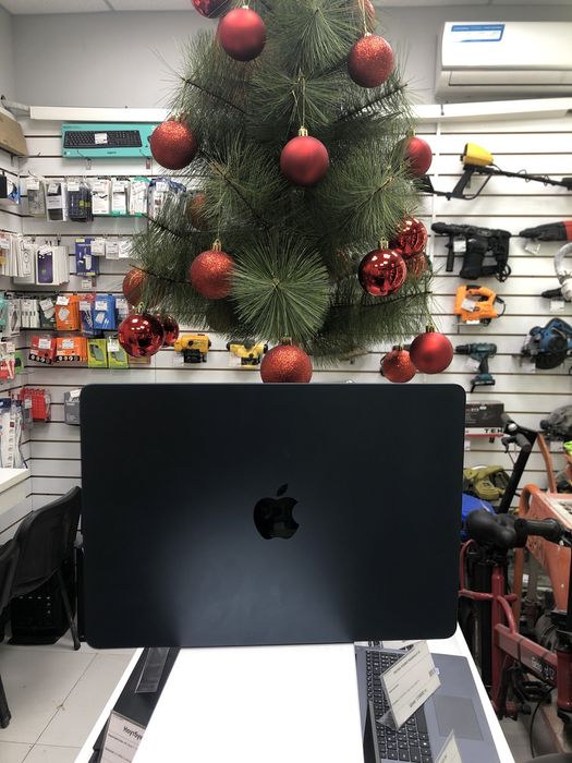 Macbook Air 13 m3 2024 (p24)