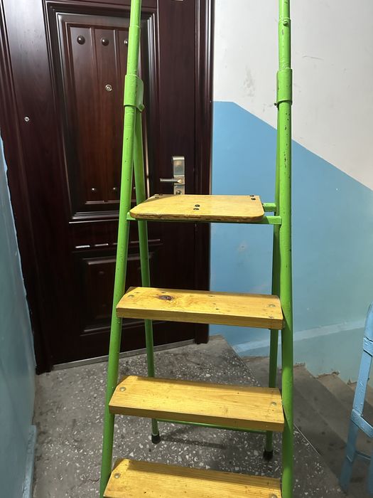 Продается складная лесница