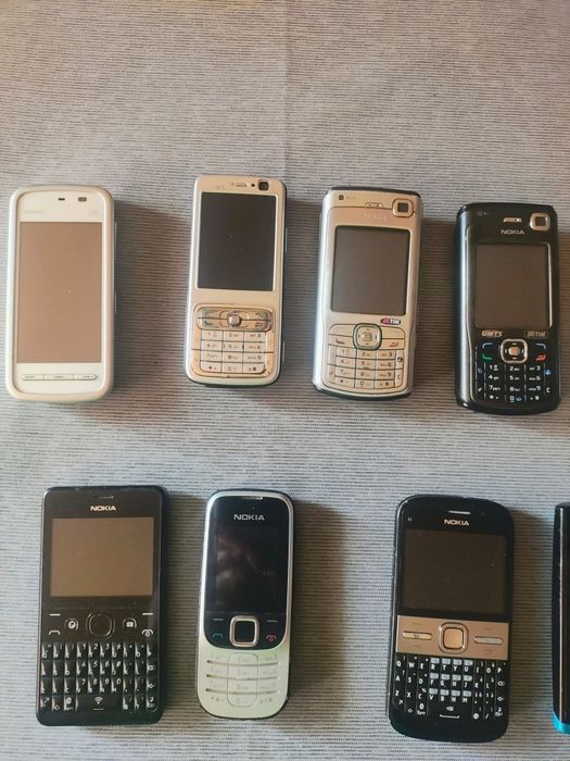 Telefoane decodate ( preț între 50-130 Ron buc)