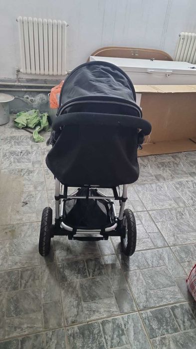 Коляска в хорошем состоянии