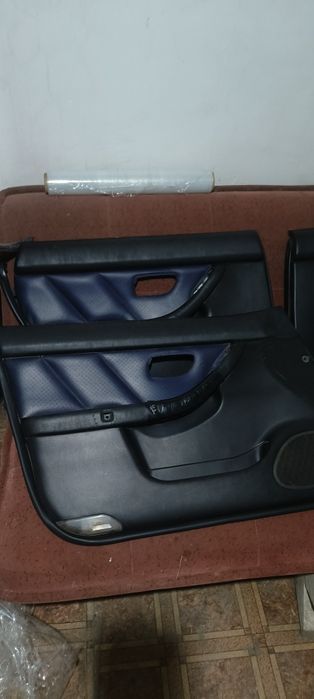 Дверные карты Subaru