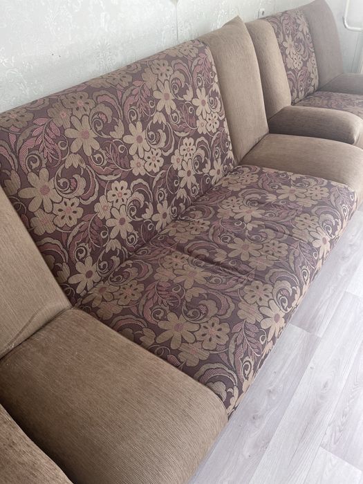 Диван для гостиной